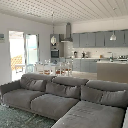 Chelidoni House: Two-bedroom With Spectacular Seaview 펜션
